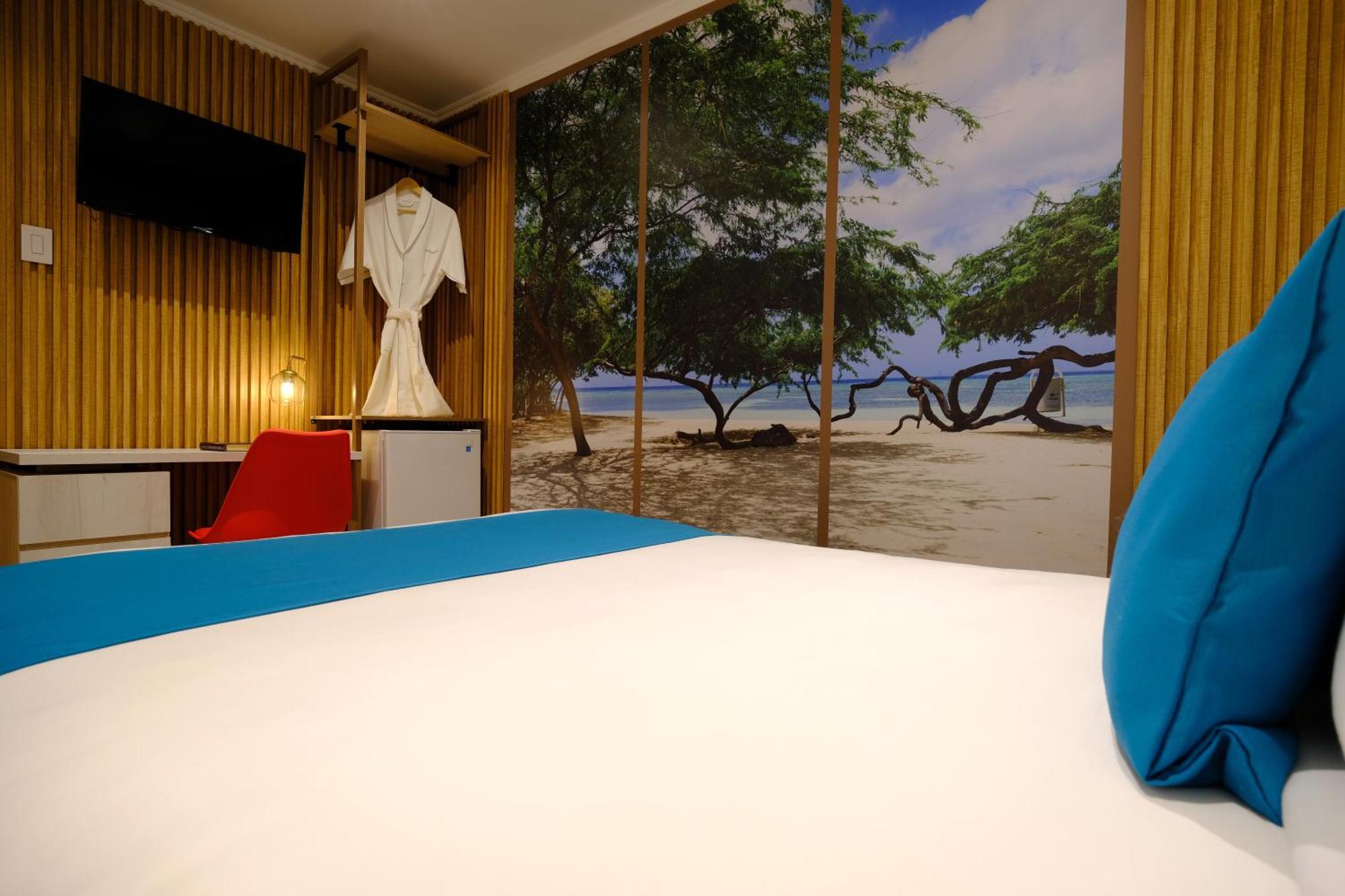 Victoria City Hotel Oranjestad Extérieur photo
